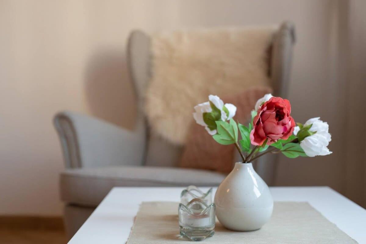 Convenient Apartment In The Heart Of Downtown Budapeste Exterior foto
